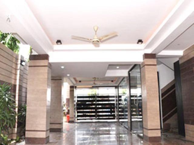 Hiland Inn Calcutta Extérieur photo